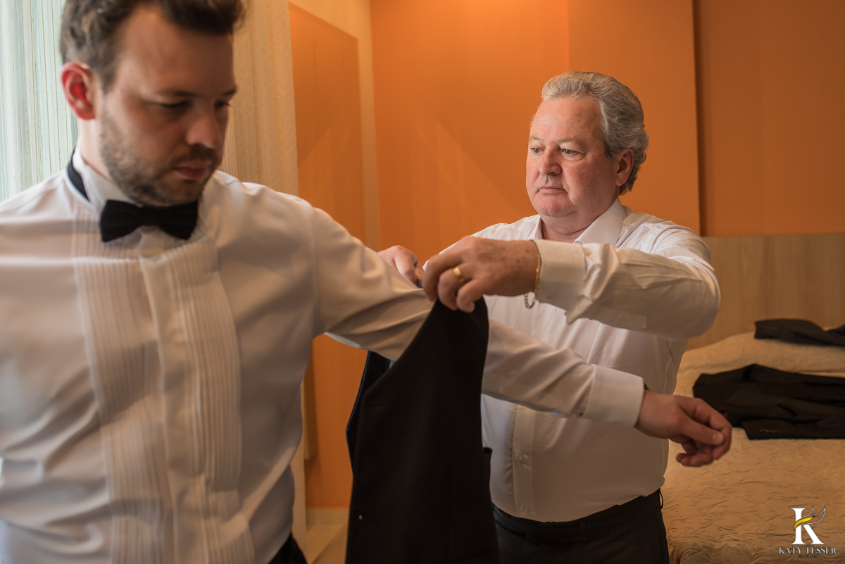 noivo,traje,terno, gravata, sapato,aliança,makin of, katy tesser, fotografa, casamento