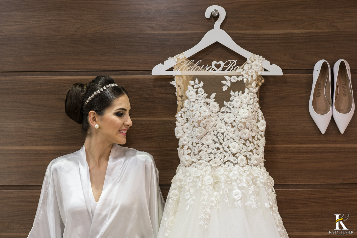 noiva, making of, vestido, maquiagem, sapato, bouquet, madrinha