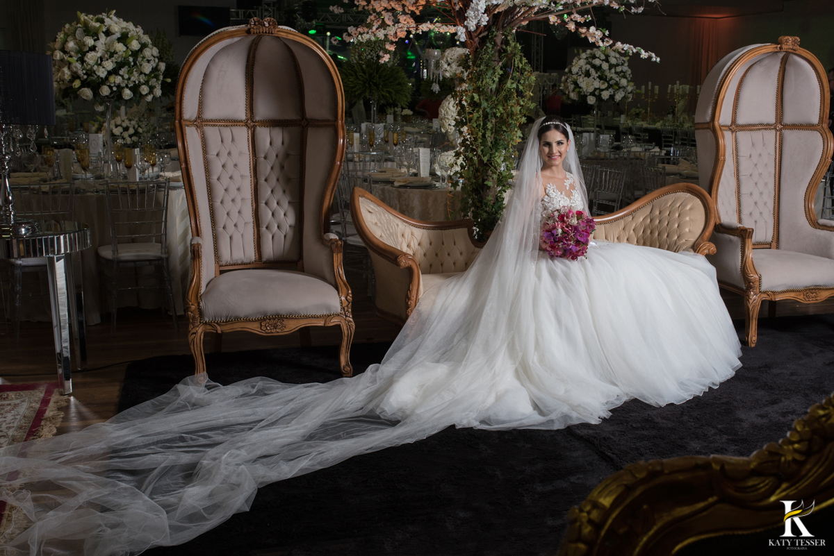 katy tesser, fotografo, noiva, noivo, casamento, vestido, bouquet, decoração, festa, cerimonia, igreja, fotografia, fotos, criativas