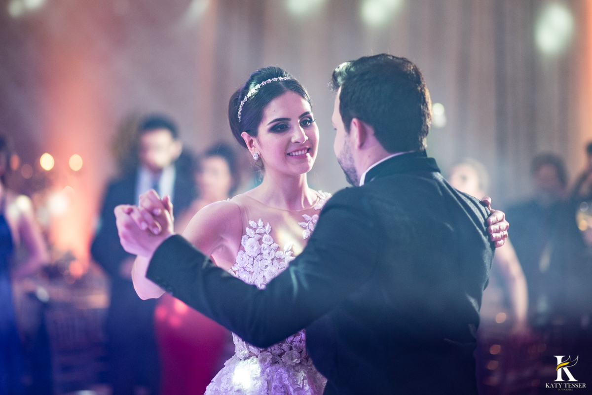 katy tesser, fotografo,noiva, noivo, casamento, vestido, bouquet, decoração, festa, cerimonia, igreja, fotografia, fotos, criativas