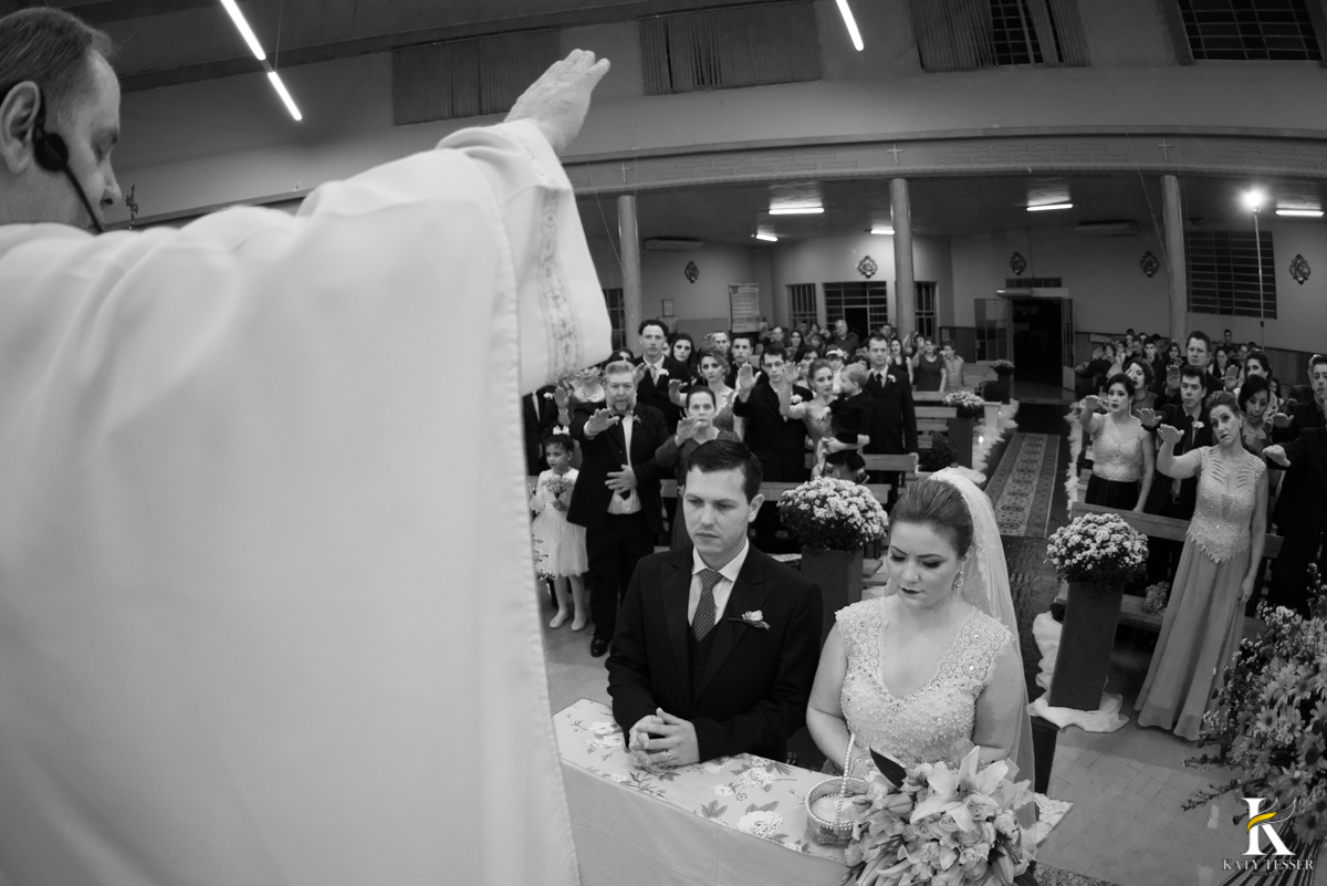 casamento, entrada da noiva, vestido de noiva, igreja, decoração de casamento, pai da noiva, bouquet de noiva, katy tesser, fotografo de casamento, noivo, aliança de casamento, katy tesser, fotografo