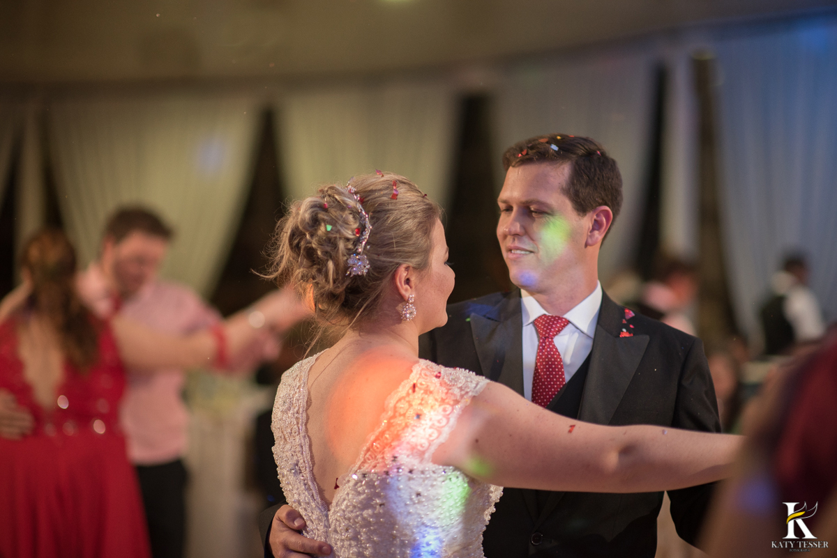 valsa dos noivos, casamento, katy tesser, fotografo de casamento, noivo, noiva, vestido de noiva