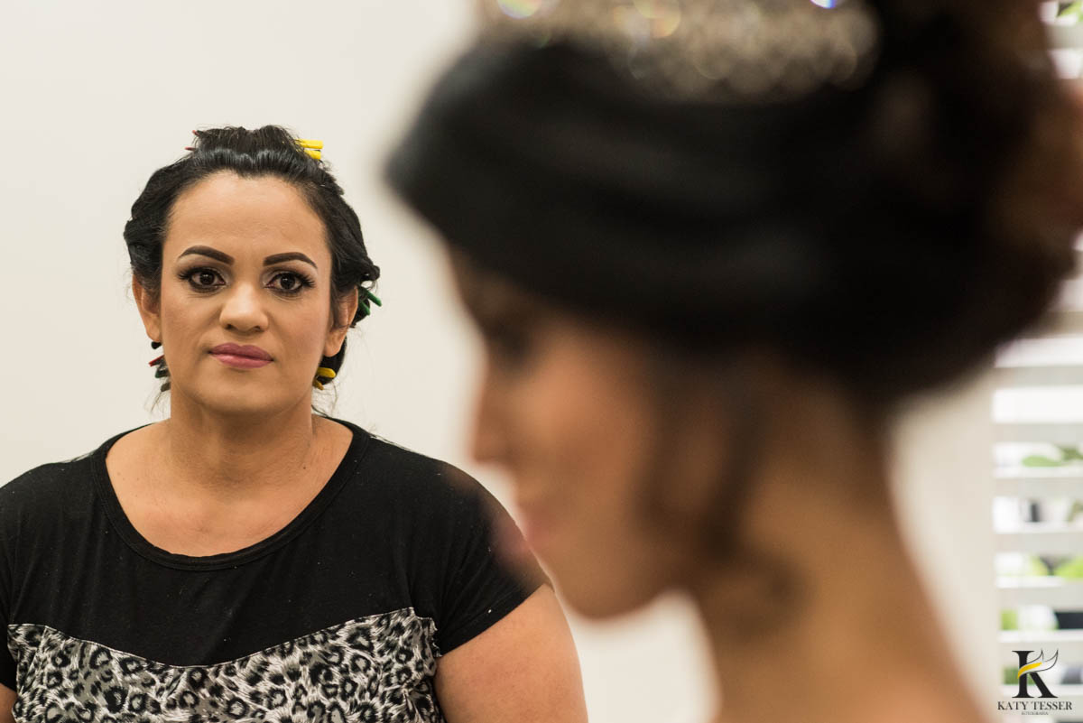 katy-tesser-fotografo-casamento-making of-noiva-noivo-maquiagem-mae