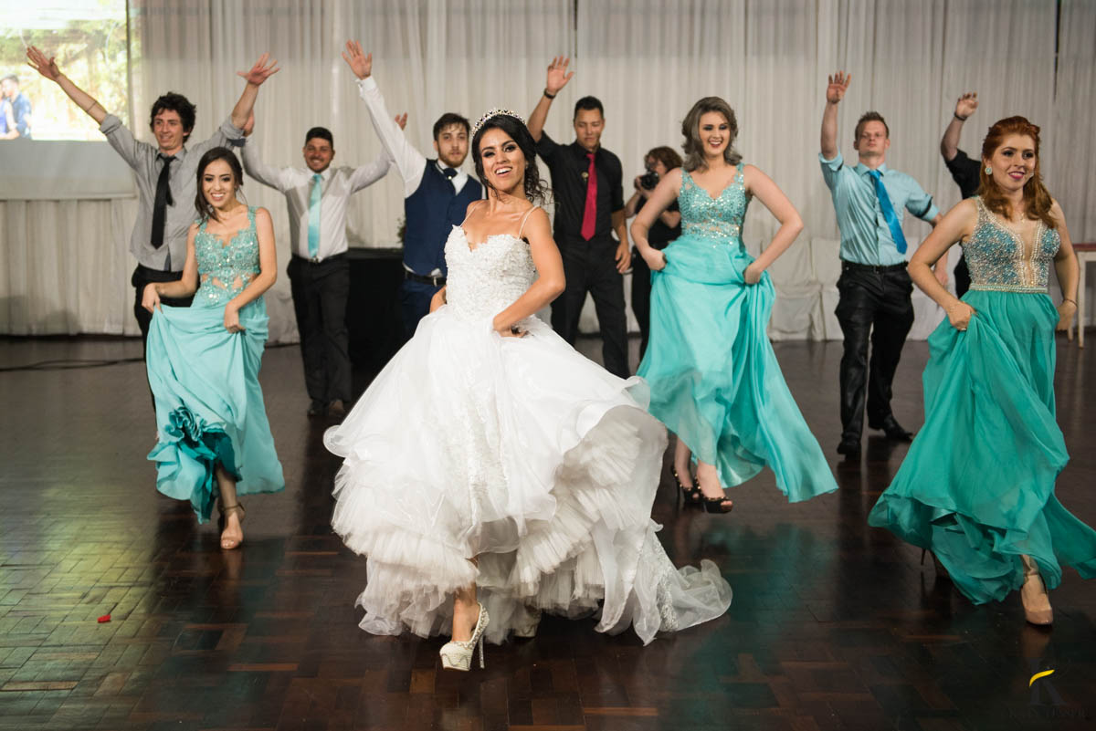 katy-tesser-fotografo-casamento-noivo-noiva-pais-vestido-veu-bouquet-buque-pais-cerimonia-religioso-decoracao-aliança-beijo-daminha-valsa