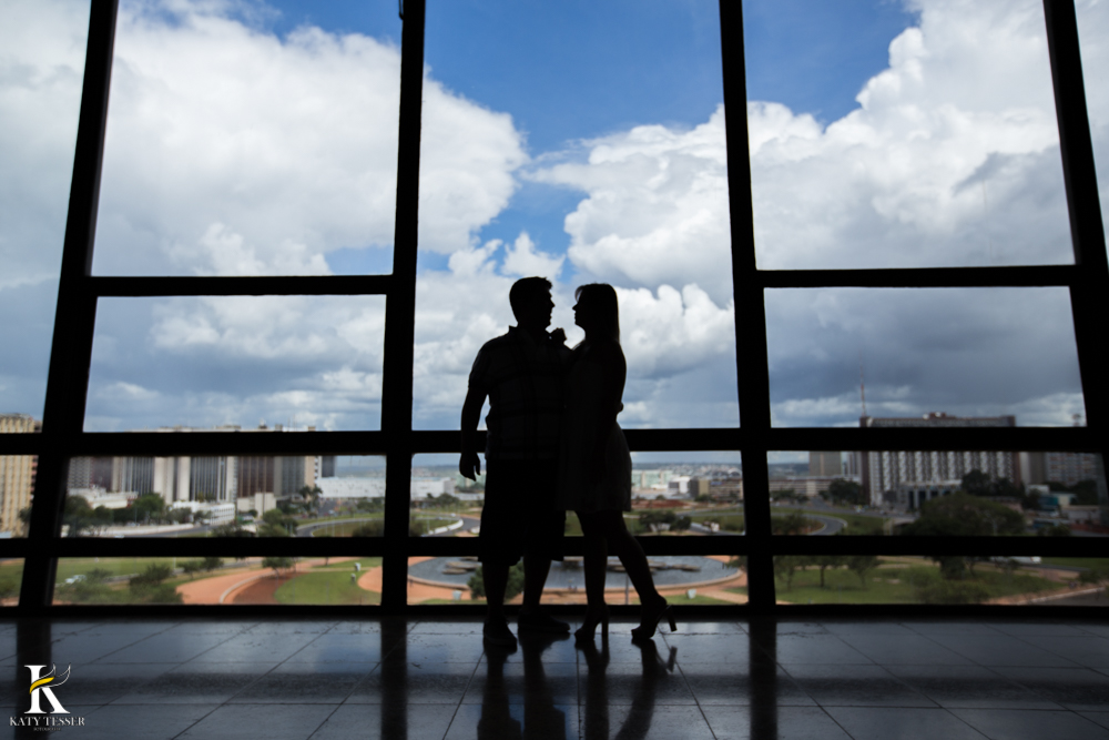 katy-tesser-fotografa-book-pre casamento-pre wedding-wedding-noivo-noiva-casamento-brasilia-df-parana-brasil-exterior-fotos-externas-arquitetura