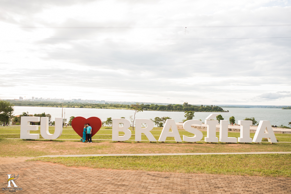 katy-tesser-fotografa-book-pre casamento-pre wedding-wedding-noivo-noiva-casamento-brasilia-df-parana-brasil-exterior-fotos-externas-arquitetura