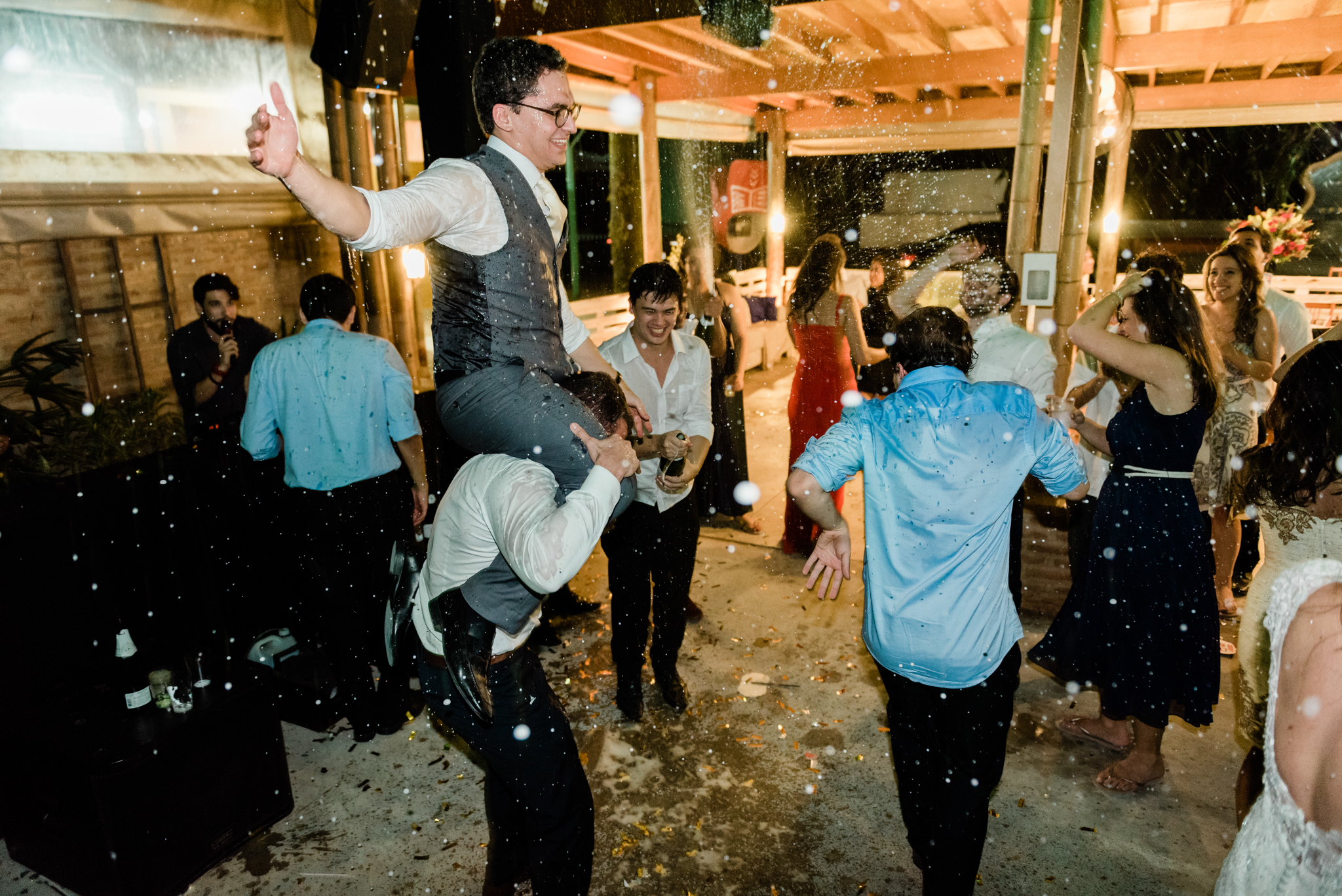 Casamento em Holambra Casamento no interior de São Paulo Fotógrafo de casamento no interior de São Paulo Fotógrafo de casamentos em São Paulo Casamento judaico Casamento no campo Noiva Noivos Onde casar em São Paulo? Decoração rústica de casamento