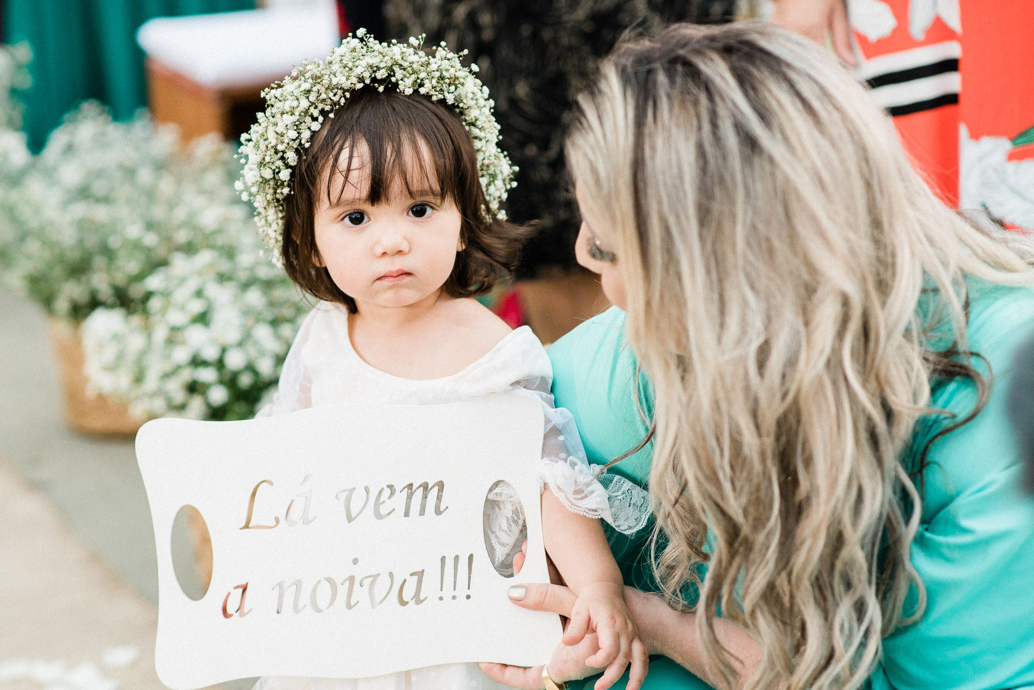 Fotógrafo de casamento na praia Ubatuba ensaio de casal na praia pré wedding na praia Ubatura Guarujá São Sebastião Maresias Amor Casal Fotógrafo em São Paulo Mar areia união roupa para casamento na praia casamento pé na areia noiva noivo noivos casamento