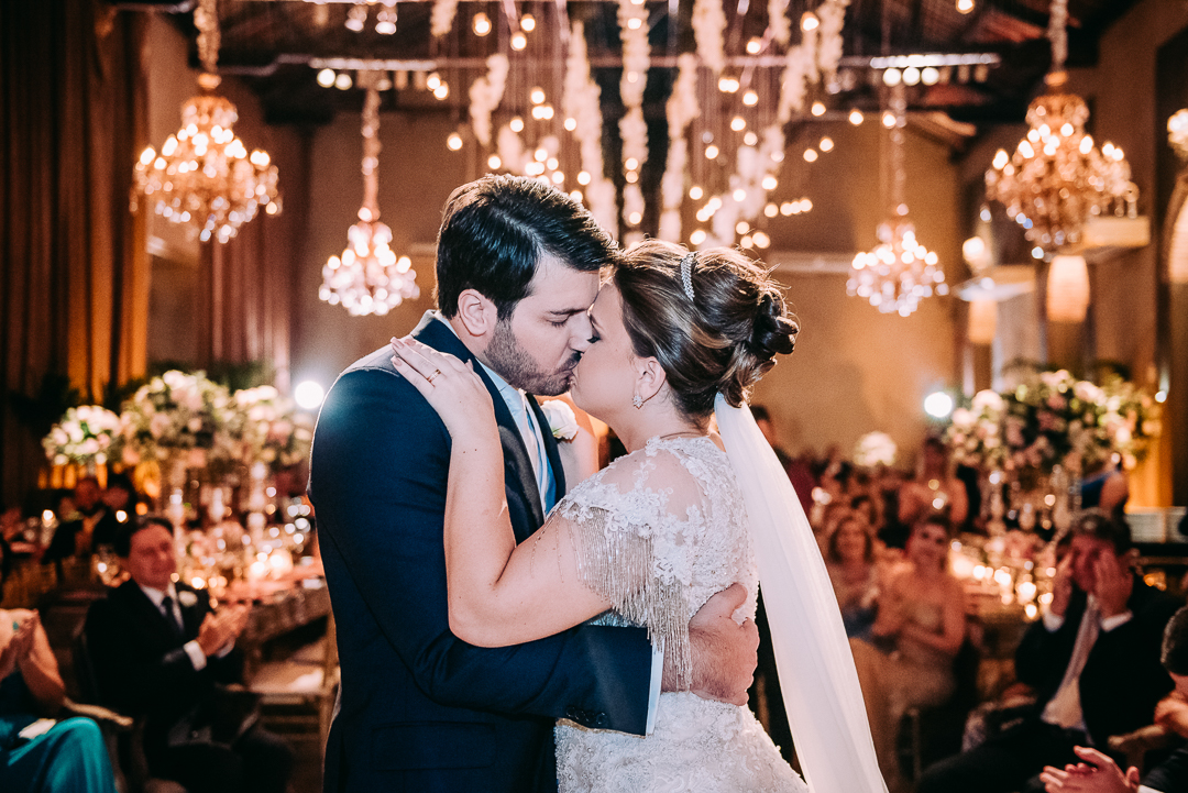 Fotógrafo de casamento Fotos de casamento Fotografia de casamento Fotógrafo de casamento em São Paulo casamento no campo casamento na praia decoração de casamento flores de casamento vestido aliança buquê convite de casamento simples e rústico amor 