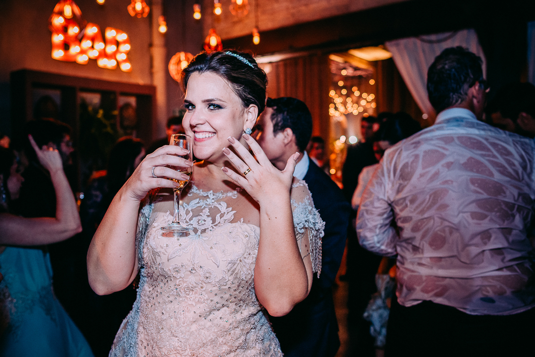 Fotógrafo de casamento Fotos de casamento Fotografia de casamento Fotógrafo de casamento em São Paulo casamento no campo casamento na praia decoração de casamento flores de casamento vestido aliança buquê convite de casamento simples e rústico amor 