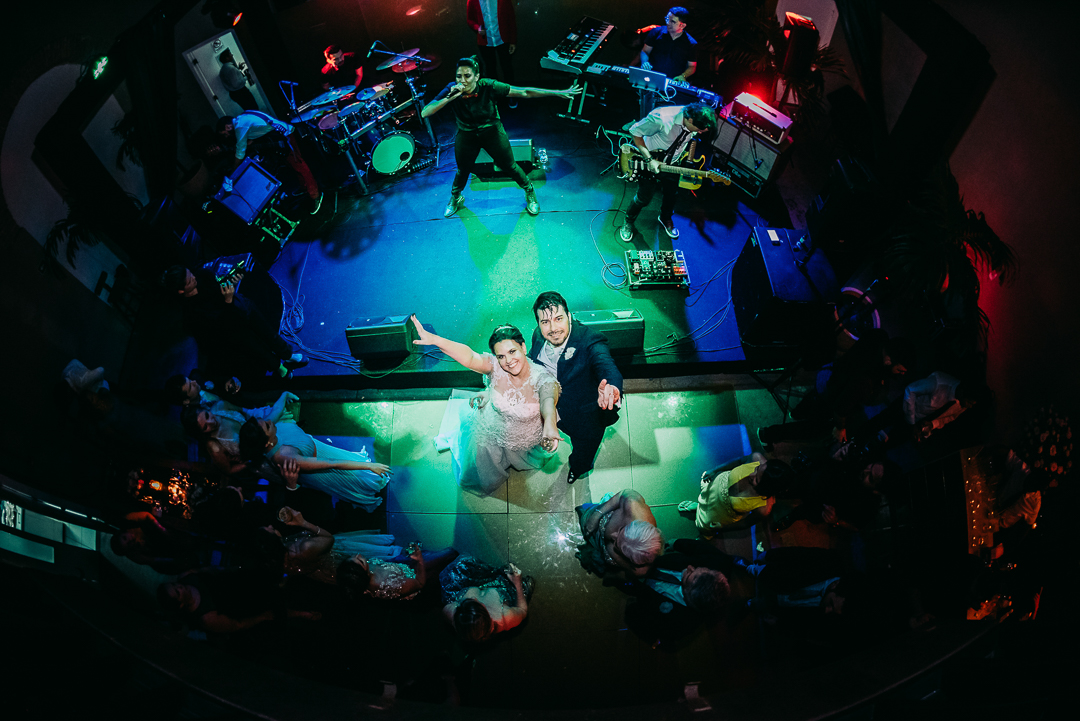 Fotógrafo de casamento Fotos de casamento Fotografia de casamento Fotógrafo de casamento em São Paulo casamento no campo casamento na praia decoração de casamento flores de casamento vestido aliança buquê convite de casamento simples e rústico amor 