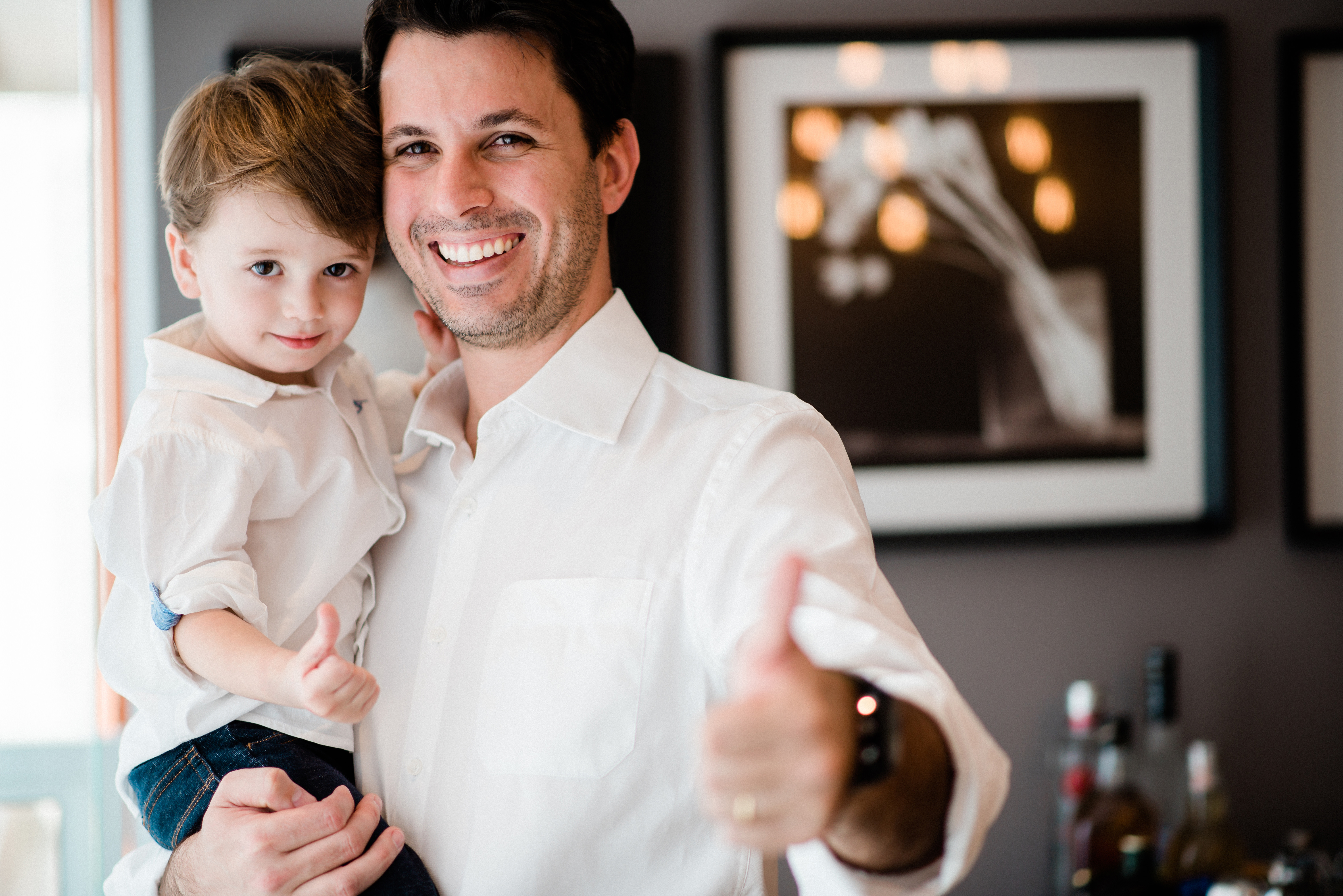 Ensaio book de gestante gestação amor aleitamento materno sapatinho de bebê dourado álbum de gestante meu mundo azul meu mundo cor de rosa bebê maternidade chupeta mamadeira barrigão grávida fotógrafo ensaio fotográfico de gestante lifestyle com filho