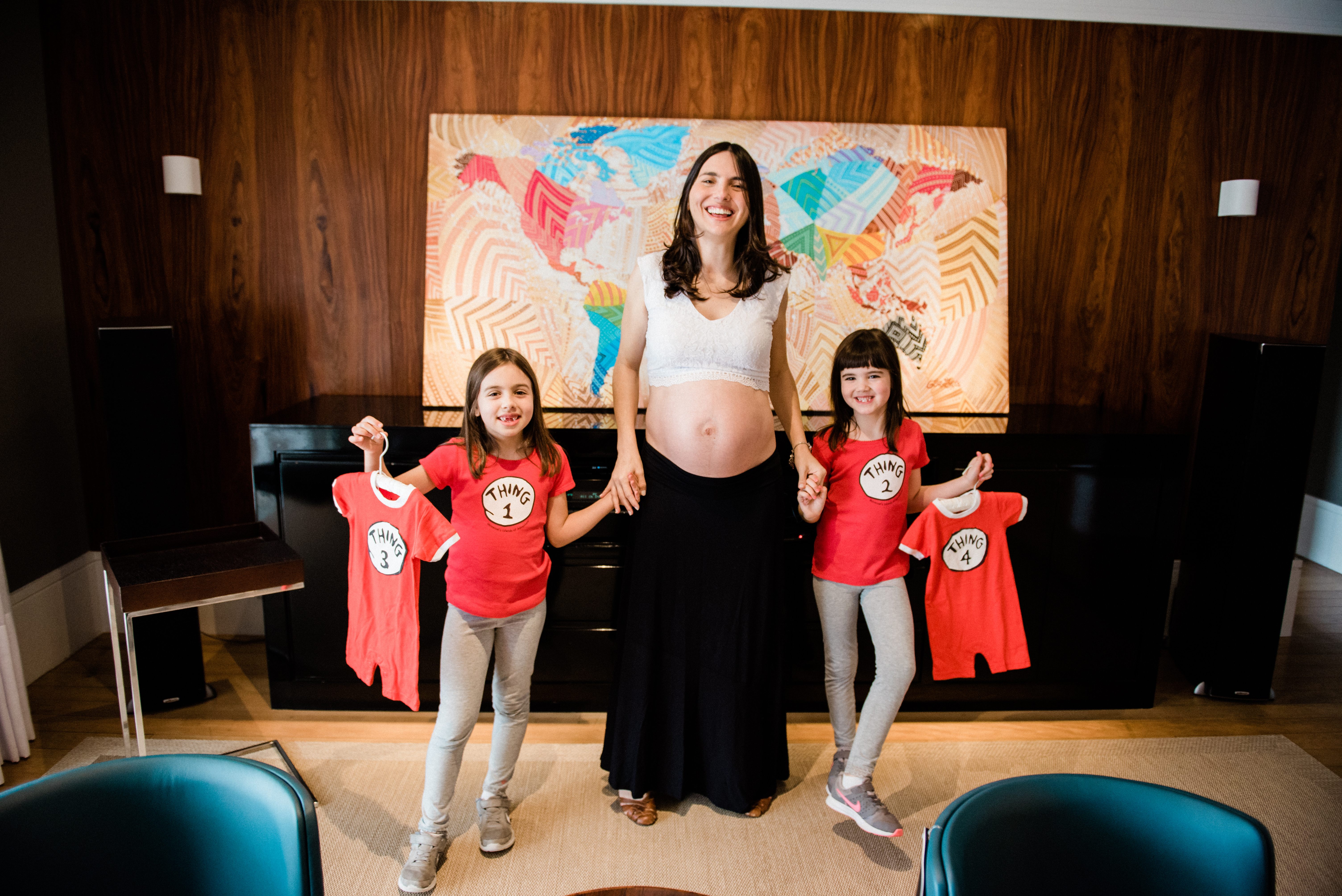 Ensaio de gestante Book de gestante Ensaio de gestante em casa Ensaio de gestante à domicilio Ensaio de gestante lifestyle Gestação Bebê Parto Chupeta Fralda Berço Paternidade Que roupas usar no ensaio de gestante Fotógrafo de gestante em São Paulo