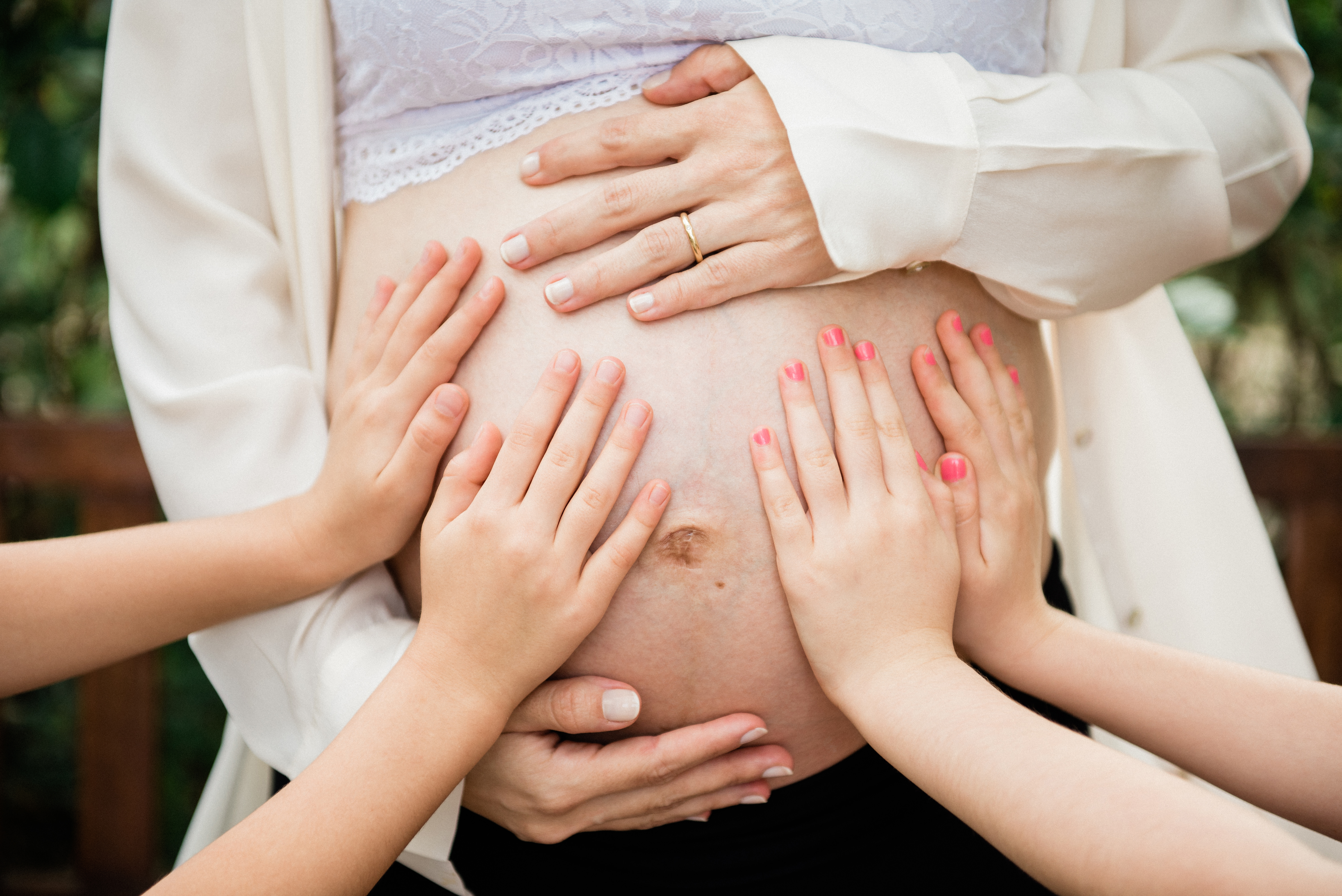 Ensaio de gestante Book de gestante Ensaio de gestante em casa Ensaio de gestante à domicilio Ensaio de gestante lifestyle Gestação Bebê Parto Chupeta Fralda Berço Paternidade Que roupas usar no ensaio de gestante Fotógrafo de gestante em São Paulo