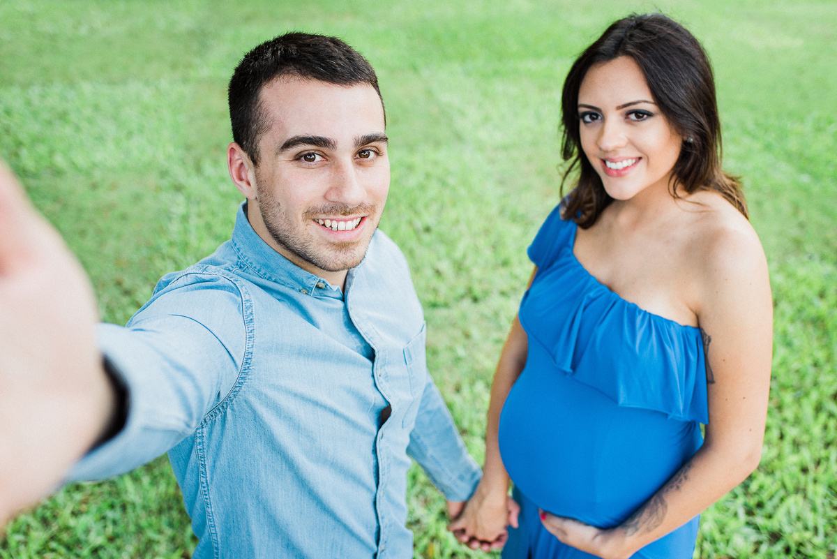 Ensaio gestante parque Burle Marx casal feliz amor