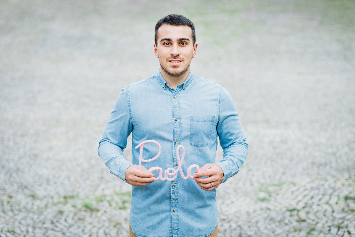 Ensaio gestante parque Burle Marx homem segurando nome tricô tricot Paola