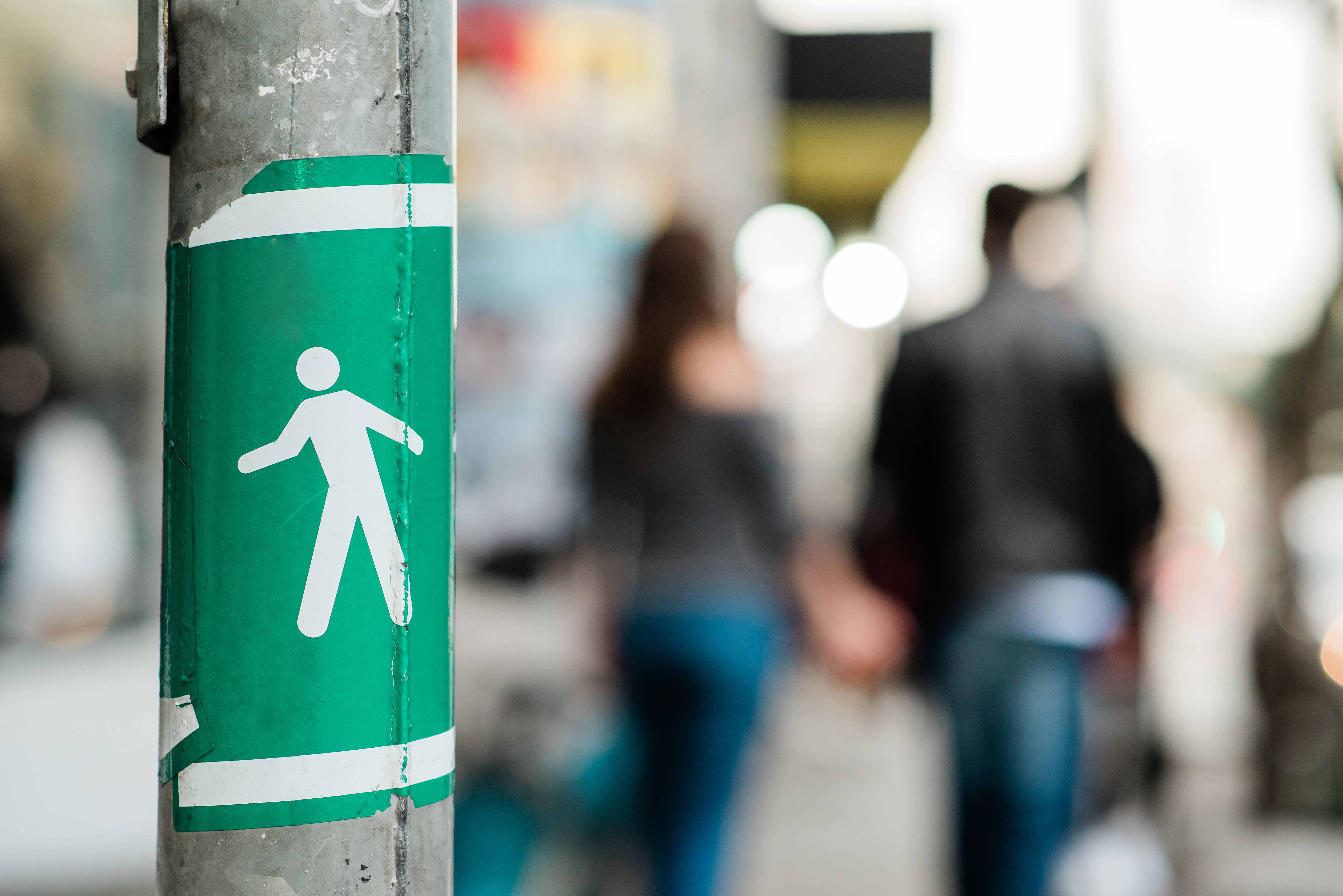 Fotógrafo para ensaio pré-wedding em São Paulo Ensaio fotográfico pré-casamento Urbano Ensaio de casal urbano Ensaio Avenida Paulista Fotógrafo para ensaio pré-wedding em São Paulo Noivos Noiva Ideias para ensaio pré-wedding Ensaio no metrô casal urbano