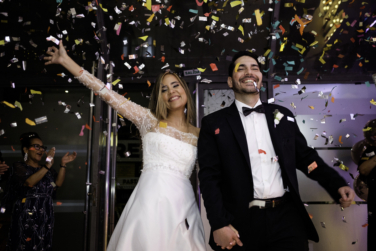 francisco-veliz-fotógrafo-bodas-buenos-aires-argentina-entrada-novios