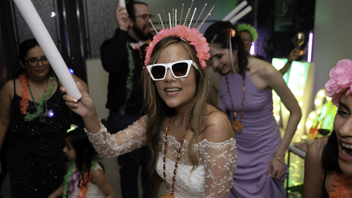 francisco-veliz-fotógrafo-bodas-buenos-aires-argentina-festival-carioca-fiesta-novia-bailando