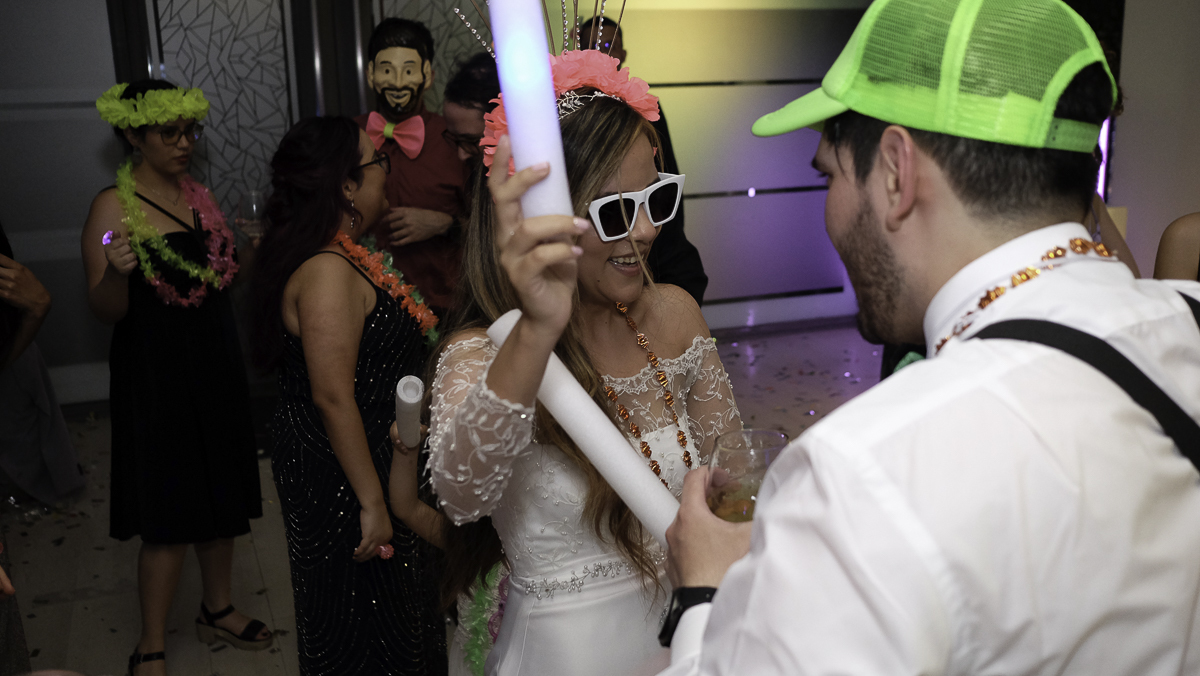francisco-veliz-fotógrafo-bodas-buenos-aires-argentina-festival-carioca-fiesta-novios-bailando