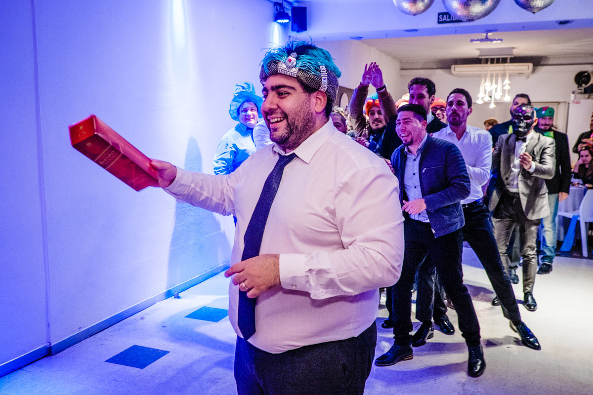 cecilia-alan-fiesta-salon-zapiola-lanzamiento-botella