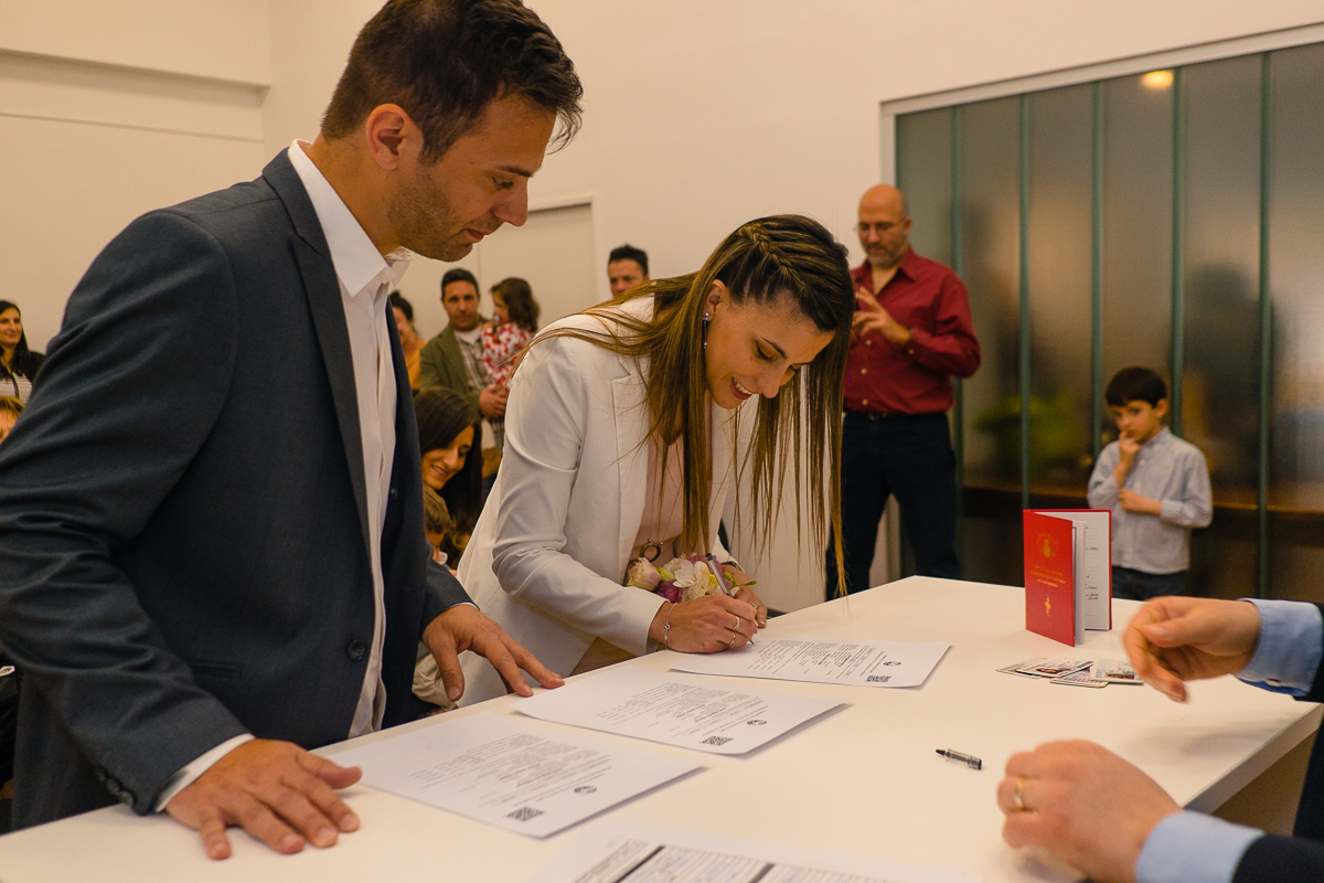 silvina-javier-rinaldi-francisco-veliz-sede-comunal-14-firma