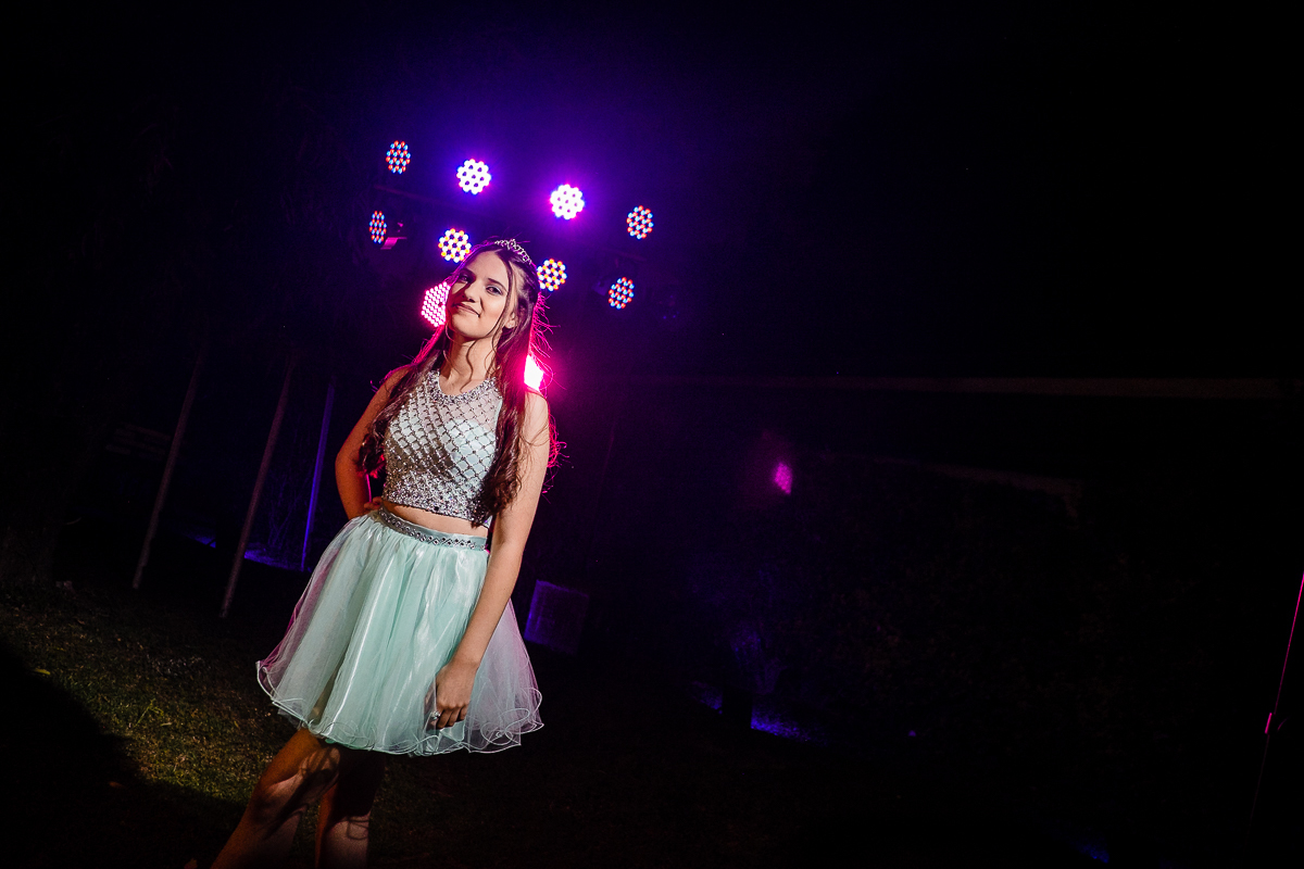 aylen-fiesta-quinceaños-francisco-veliz-led-retrato