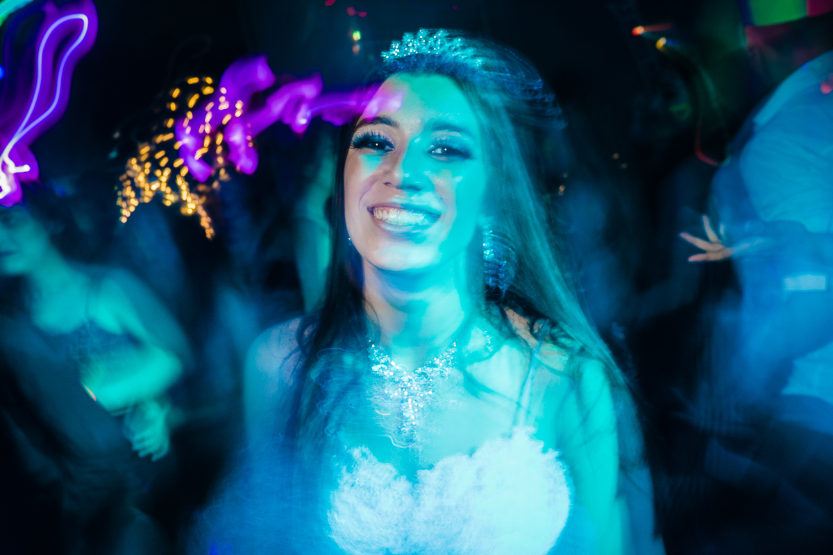 francisco-veliz-fotografia-quinceaños-flash-priscila