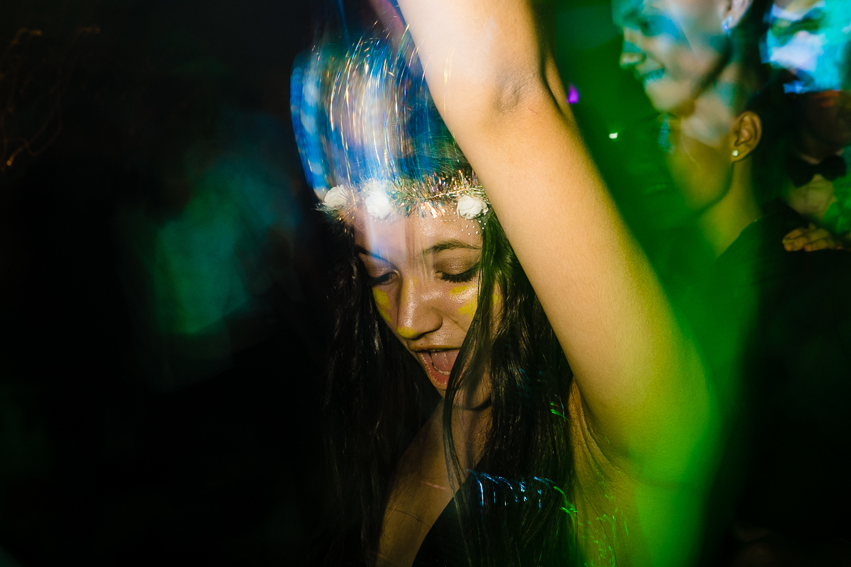 francisco-veliz-fotografia-quinceaños-bailando-flash