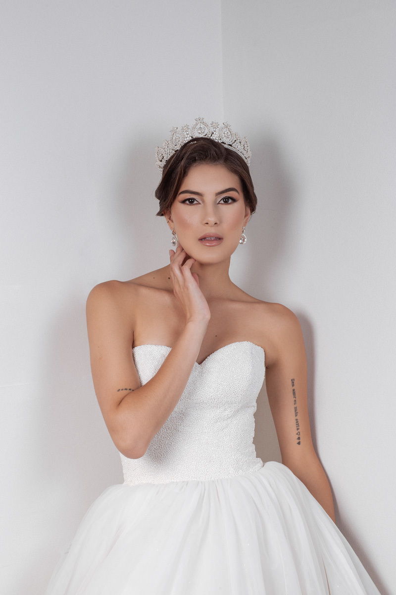 Editorial, editorial de noiva, noivas, noivas em estudio, vestido de noiva, vestida pra casar, maquiagem, make up, editorial de make