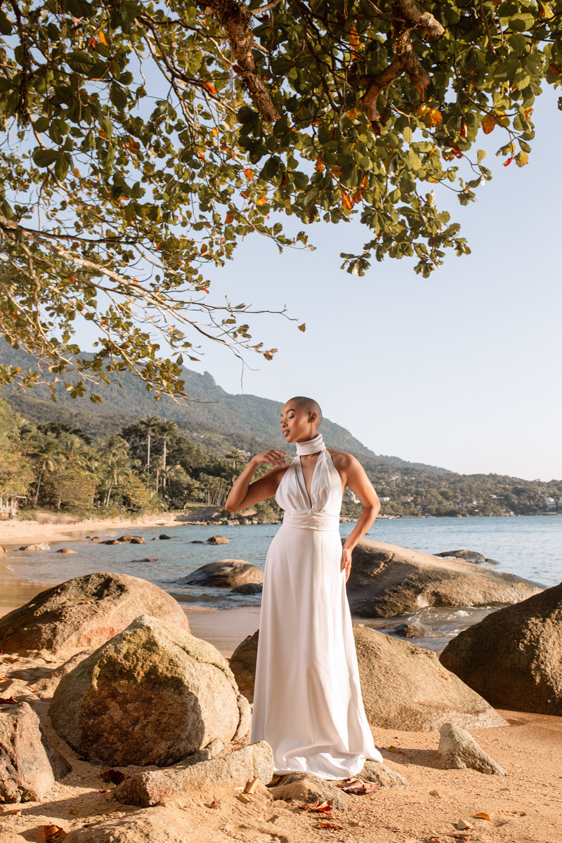 editorial de noiva na praia, noiva, editorial, casamento na praia, fotografia de estudio, fotografia externa