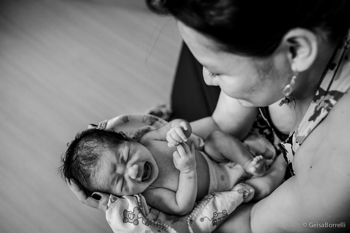 fotografia documental curitiba, ensaio documental curitiba, fotografia familia curitiba, fotografia lifestyle curitiba, ensaio newborn documental, newborn documental curitiba