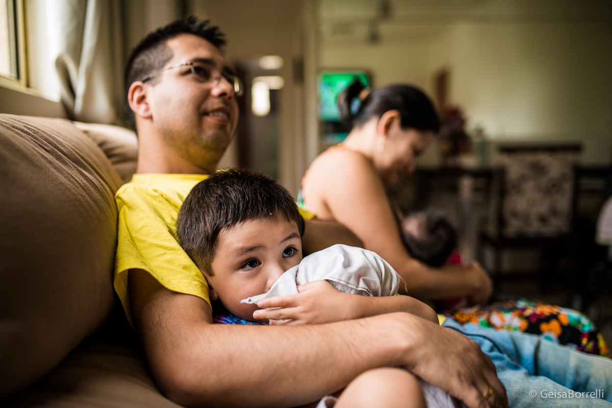 fotografia documental curitiba, ensaio documental curitiba, fotografia familia curitiba, fotografia lifestyle curitiba, ensaio newborn documental, newborn documental curitiba
