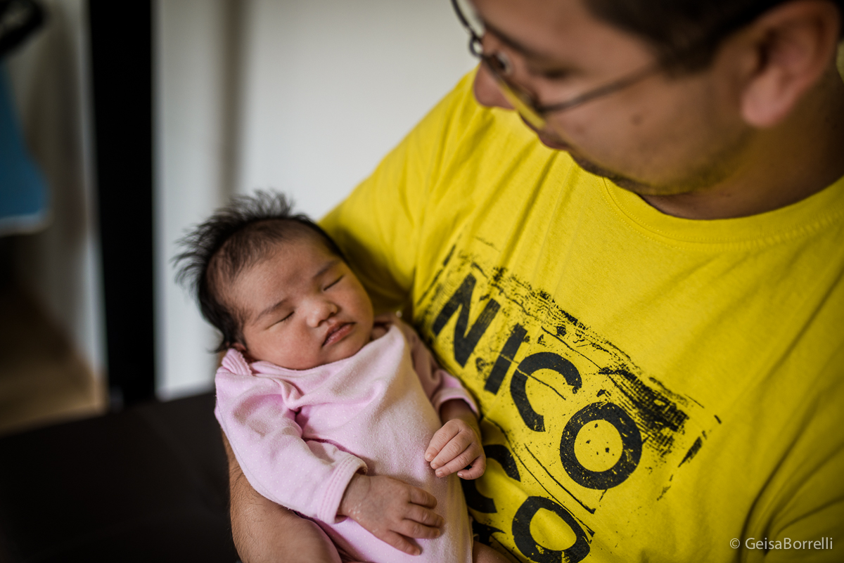 fotografia documental curitiba, ensaio documental curitiba, fotografia familia curitiba, fotografia lifestyle curitiba, ensaio newborn documental, newborn documental curitiba