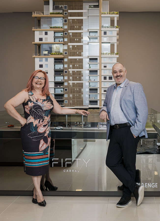 Corretores posando para ensaio fotografico corporativo