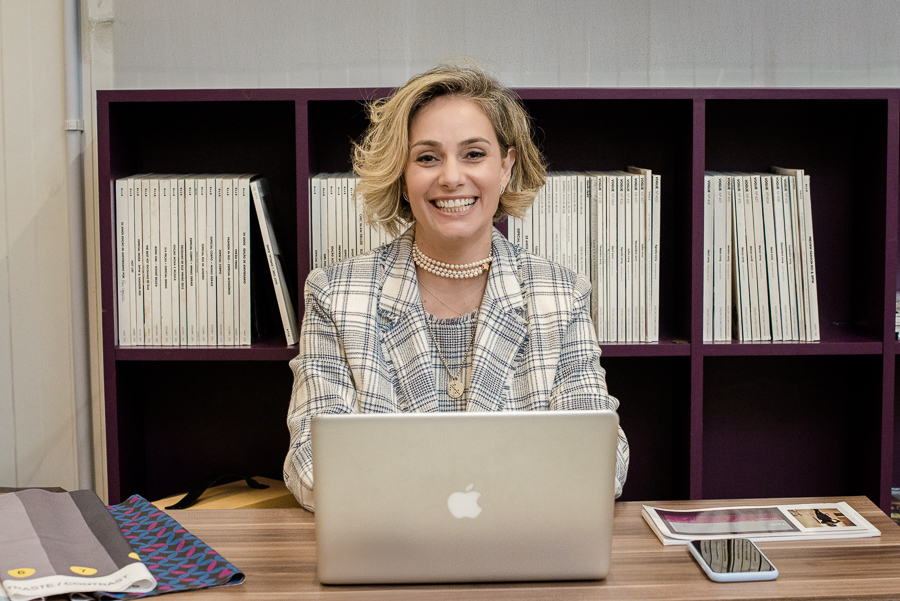 Ensaio fotográfico profissional, usando o MacBook