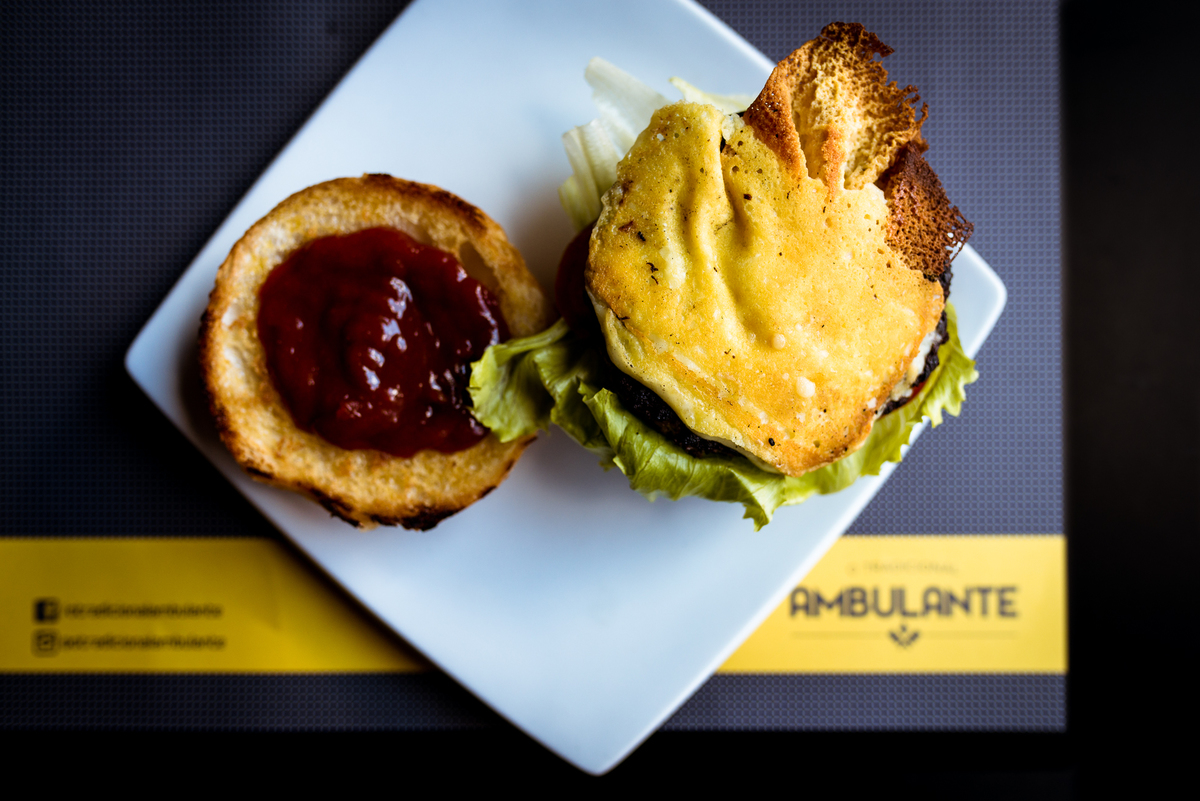 hamburguer de queijo coalho, fotografia gastronomica, fotografia de gastronomia, fotografia de comida, fotografia gastronomica curitiba, fotógrafo de gastronomia, fotógrafo curitiba, fotógrafo de gastronomia Curitiba, geísa borrelli fotografia