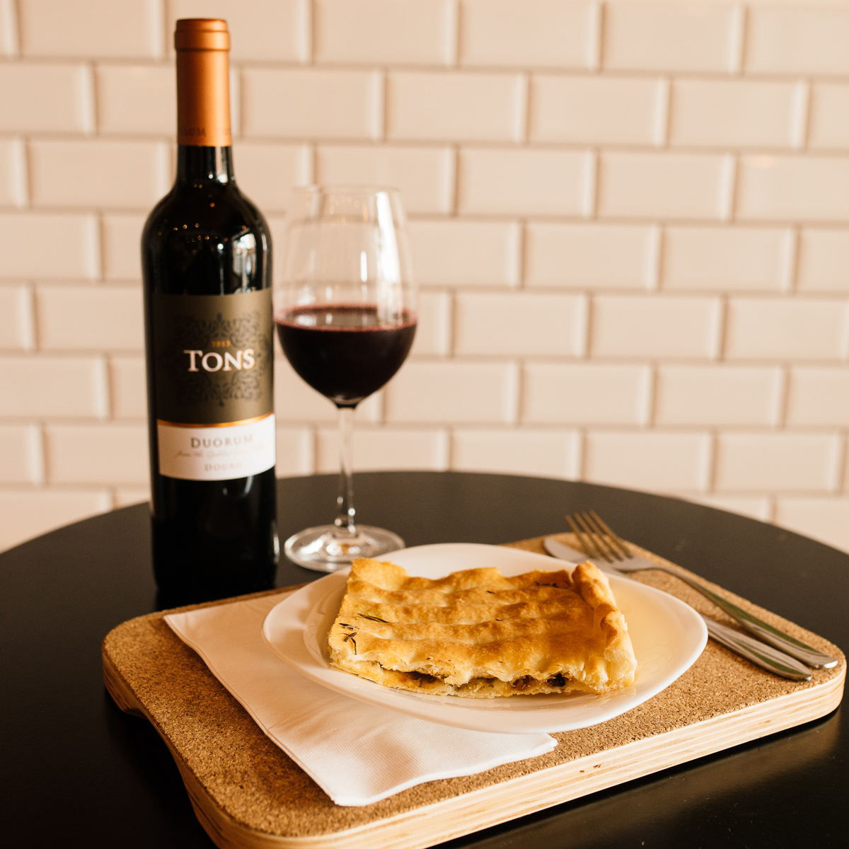 focaccia e vinho, fotografia gastronomica, fotografia de gastronomia, fotografia de comida, fotografia gastronomica curitiba, fotógrafo de gastronomia, fotógrafo curitiba, fotógrafo de gastronomia Curitiba, geísa borrelli fotografia