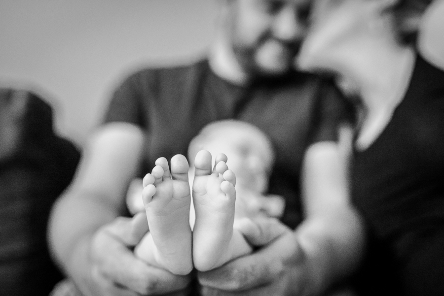 fotografiadocumentaldefamilia, fotografiadefamília, fotografodefamilia, fotografoemcuritiba, fotografocuritiba, lifestylephotography, fotografialifestyle, babysession, retratodefamilia, ensaioemcasa , fotofamilia, ensaioNewborn, documentalNewborn