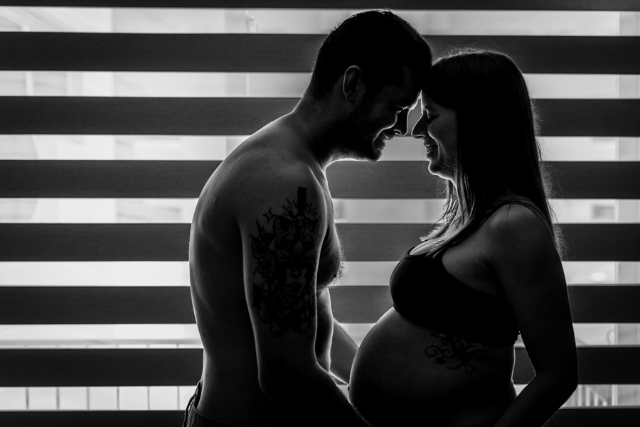 Foto de família. Mulher gestante.