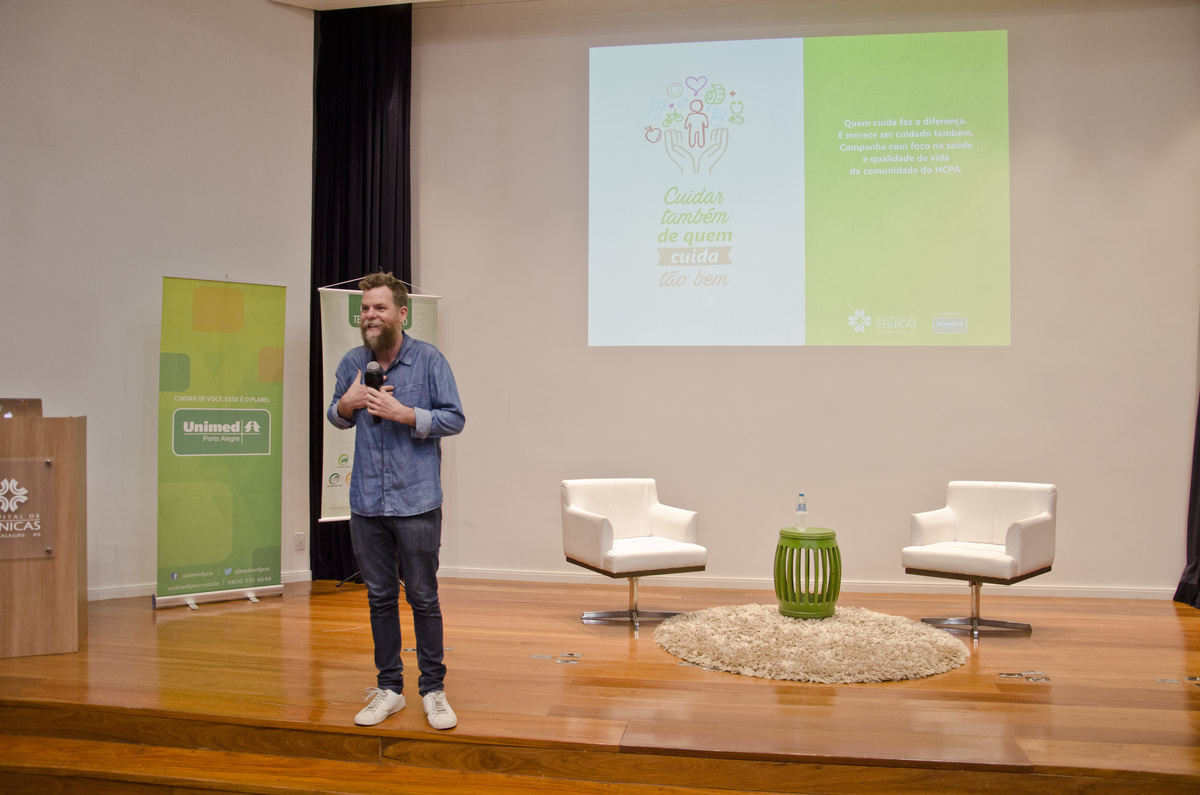 Palestra de Marcos Piangers