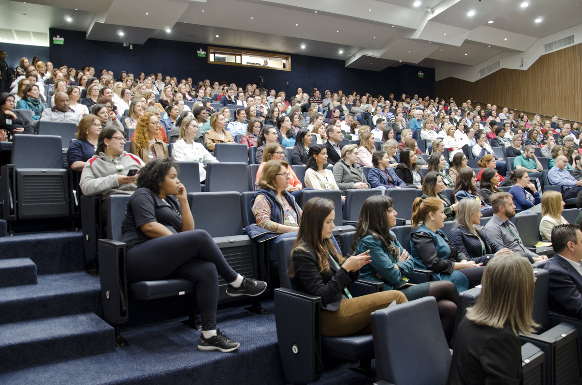 Palestra de Marcos Piangers