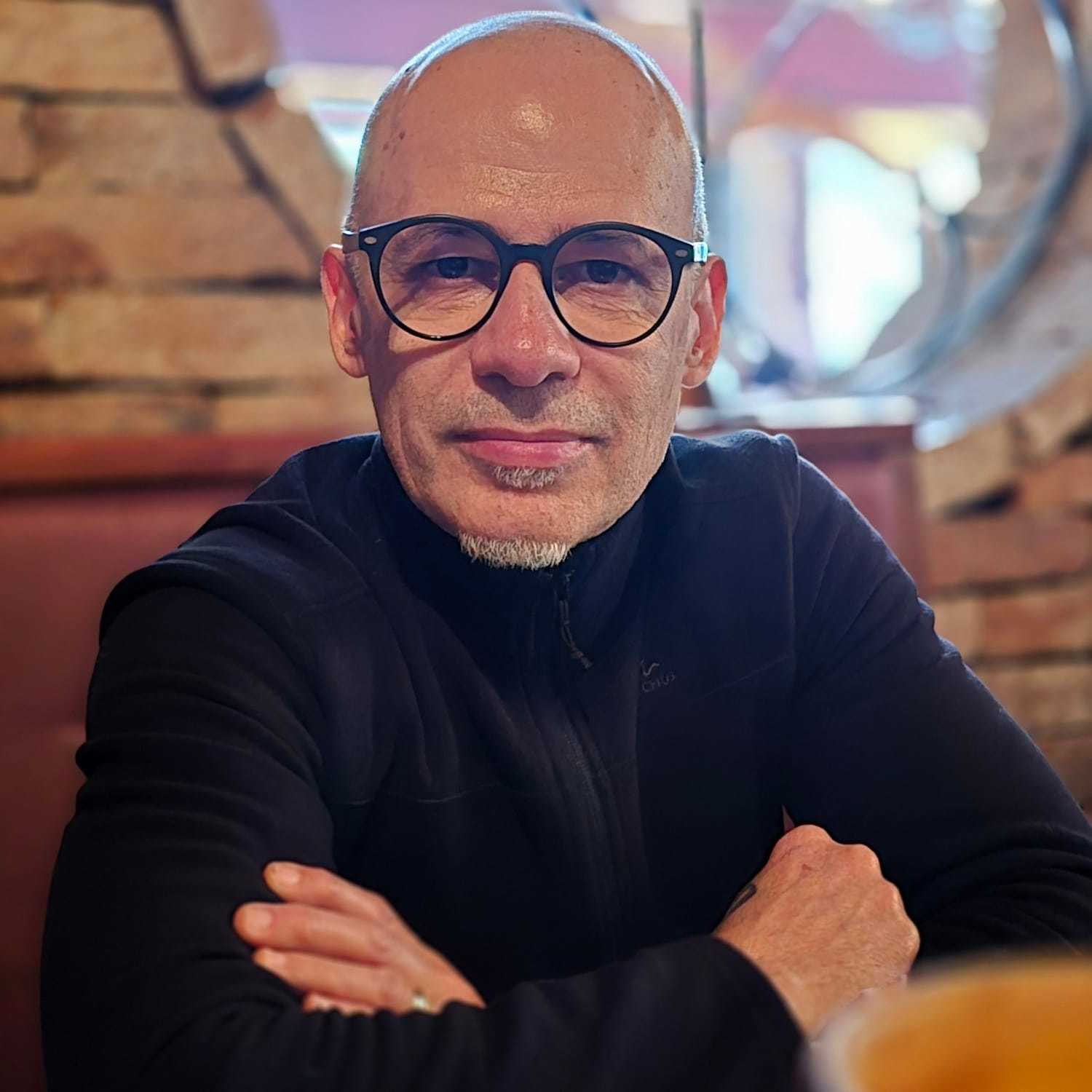 Sobre Clóvis de Souza Prates - fotógrafo de casamento, evento social, Porto Alegre - RS