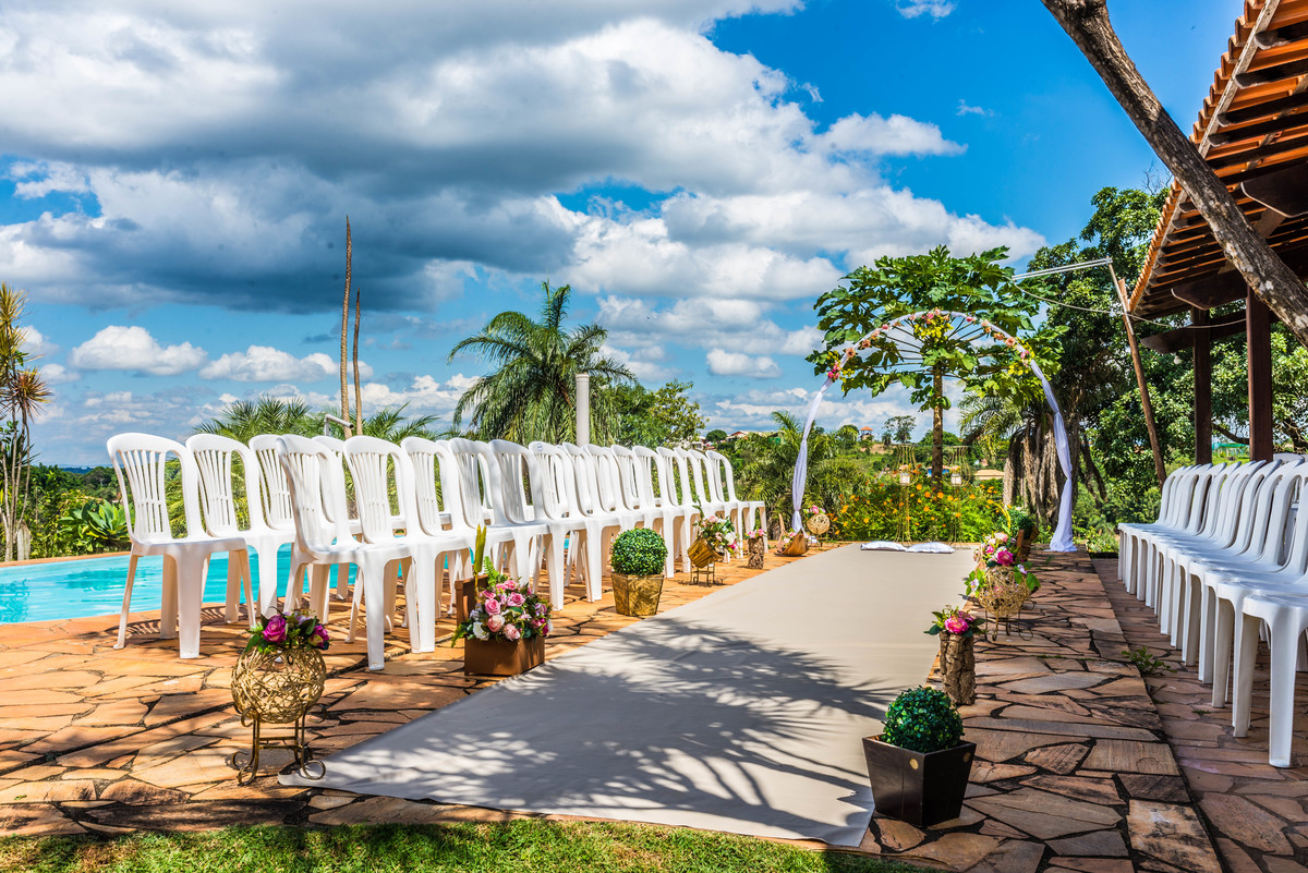 Casamento sitio, casamento sitio grande BH, casamento dia lindo, casamento céu azul,  decorações de casamento.
