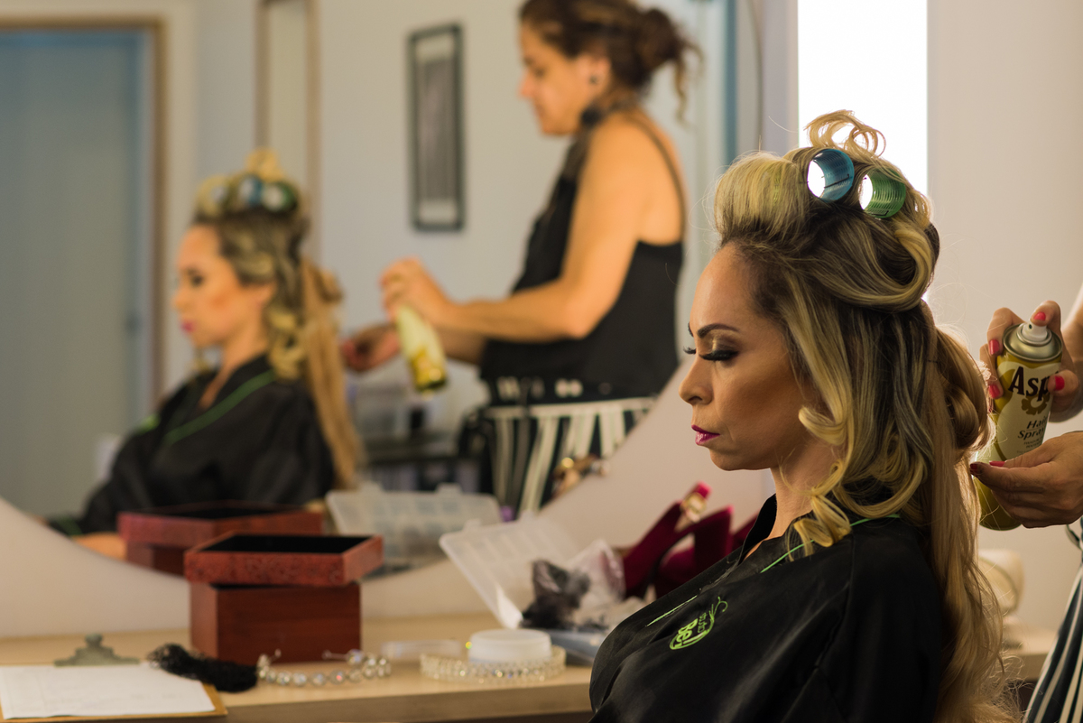 Dia da noiva BH, Studio Be Pampulha, make para casamento, maquiagem de casamento, produção da noiva, cabelo noiva, penteado para noiva.