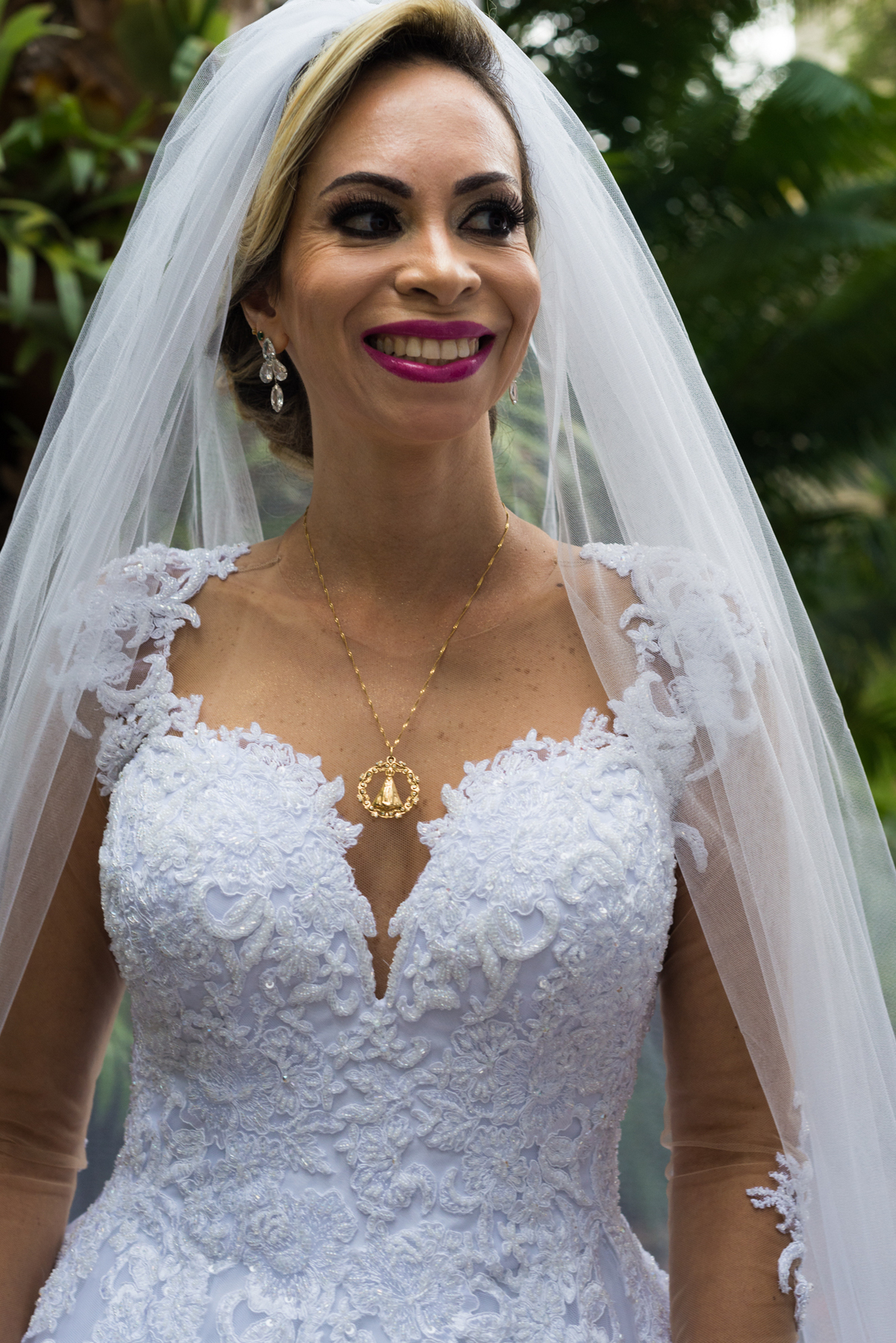 Dia da noiva BH, Studio Be Pampulha, make para casamento, maquiagem de casamento, produção da noiva, vestido de noiva BH.