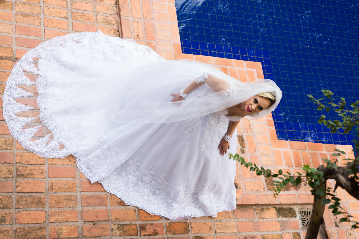 Dia da noiva BH, Studio Be Pampulha, make para casamento, maquiagem de casamento, produção da noiva, vestido de noiva BH.