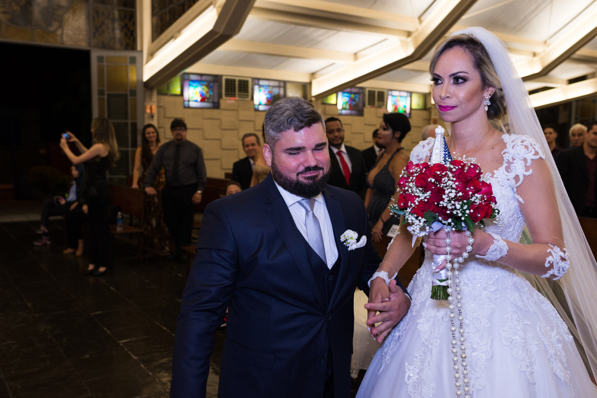 Paroquia Santo Antônio Pampulha, casamento BH, cerimônia de casamento BH, noivo buscando noiva.