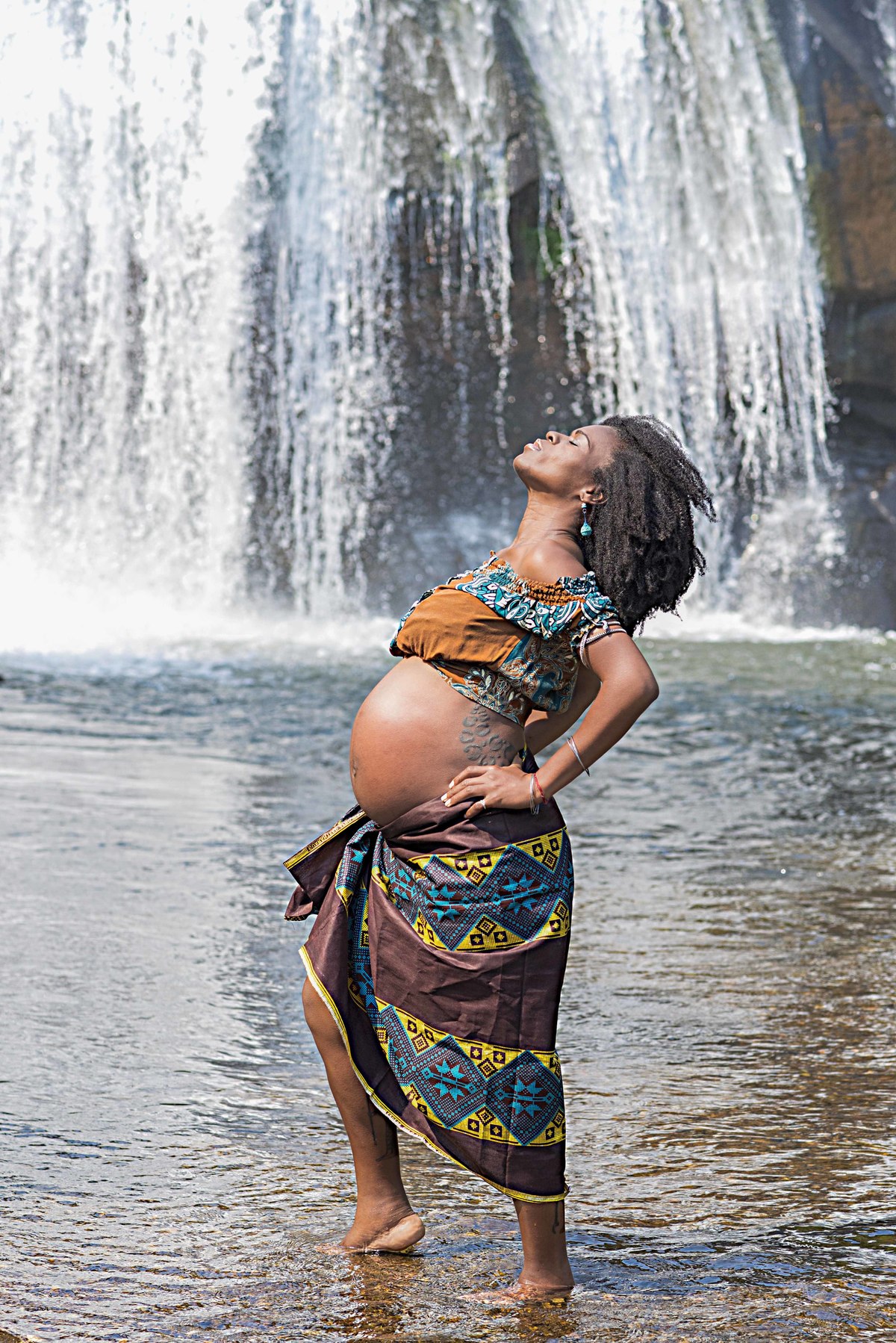 Ensaio feminino BH, ensaio fotográfico BH, ensaio lindo de gestante BH, gestante BH, beleza negra BH, mulher preta BH, beleza preta BH, beleza da mulher preta BH, black power, fotografo BH, ensaio fotográfico beleza negra, preta linda BH, negra linda BH