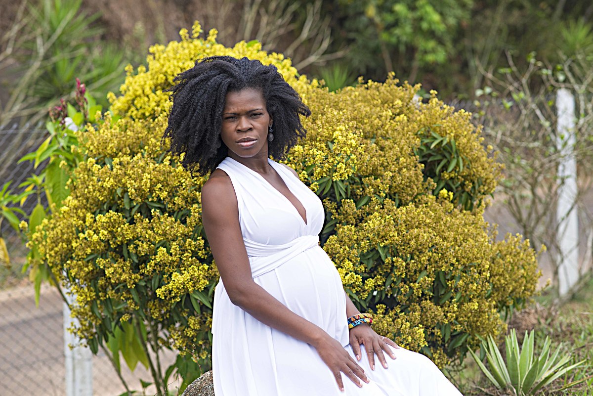 Ensaio feminino BH, ensaio fotográfico BH, ensaio lindo de gestante BH, gestante BH, beleza negra BH, mulher preta BH, beleza preta BH, beleza da mulher preta BH, black power, fotografo BH, ensaio fotográfico beleza negra, preta linda BH, negra linda BH